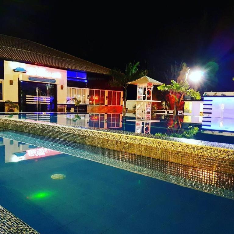 Hotel Dian Aparri Kültér fotó